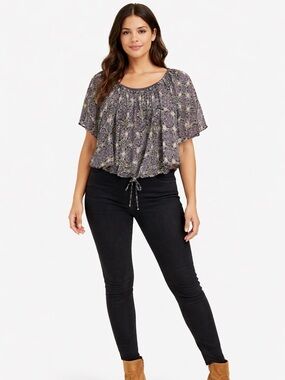 Free people • Floral Peasant Drawstring Blouse  PTP 18”-22”